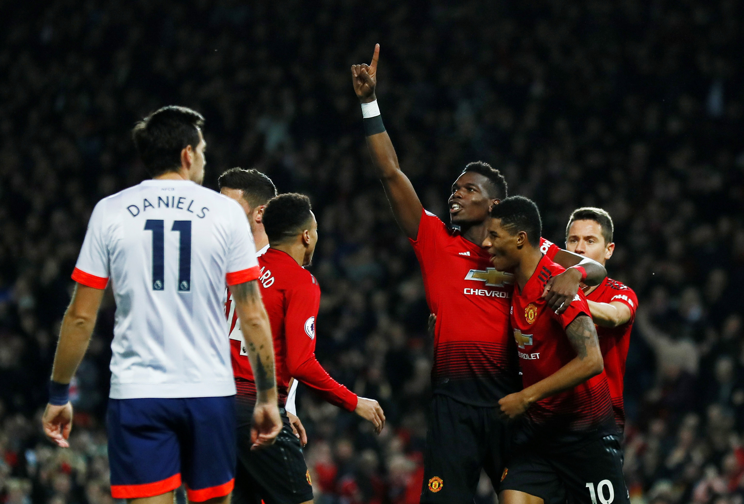 首次无缘首 首次无缘首